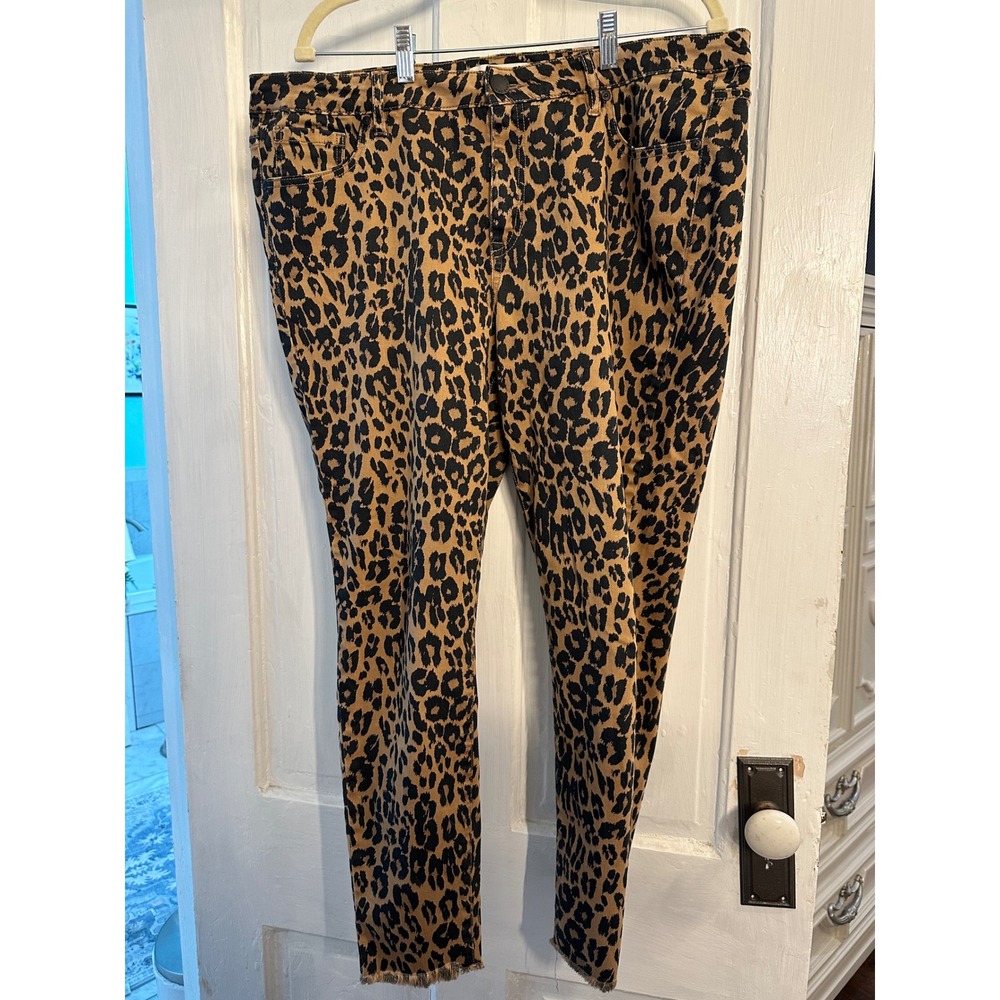 Lane Bryant Leopard Print Mid-Rise Super Stretch Skinny Jeans Raw Hem Size 18